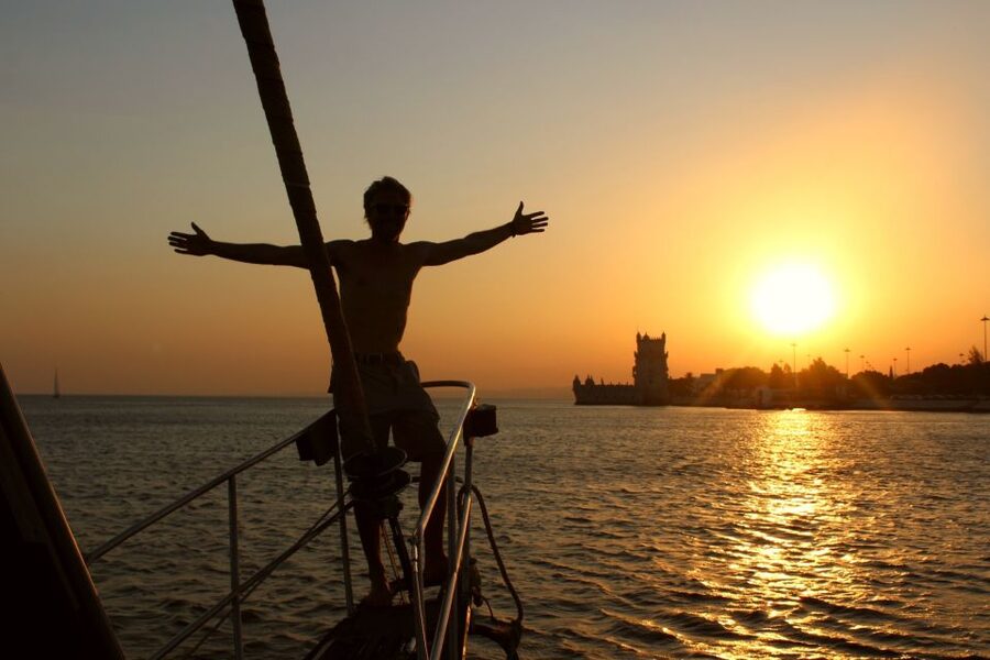 Lisbon: Daylight or Sunset on a Vintage Sailboat - Wine, petiscos, and the golden hour