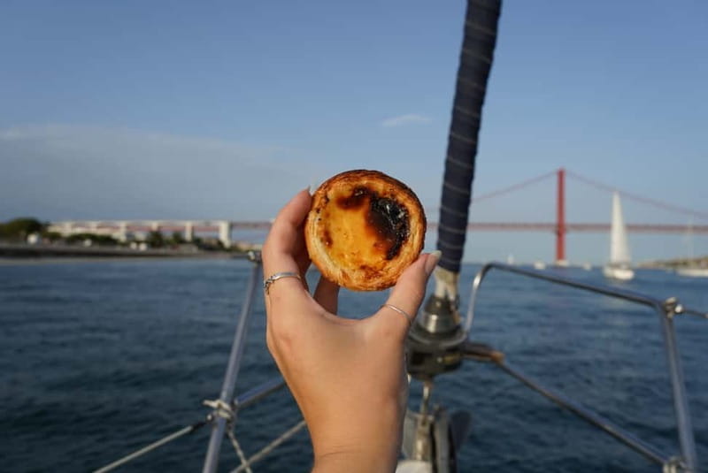 Lisbon: Daytime or Sunset Boat Cruise with History and Wine - Who should book this cruise