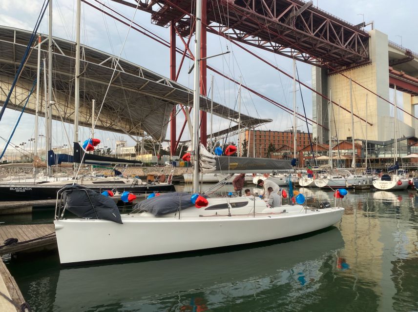 Lisbon: Sailboat Tour w/ Local Guide and Open Bar Green Wine - Belém Tower from the Tagus