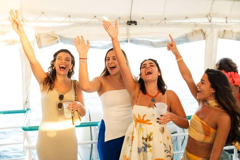 Lisbon: Sunset Boat Tour with Music and Drinks - Belém Tower and the Monument to the Discoveries