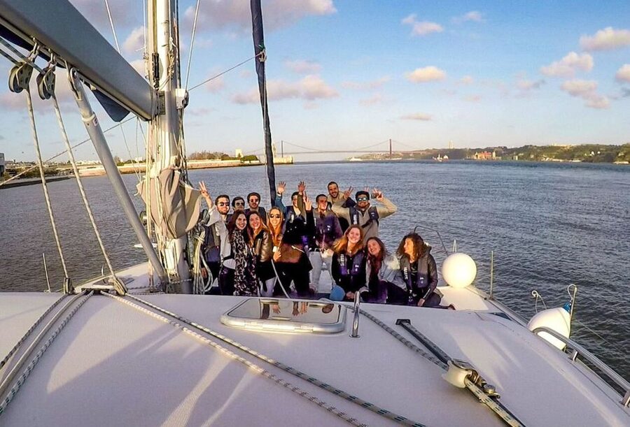 Lisbon: Sunset Cruise With Drinks on Spacious Yacht - Final verdict: a strong sunset value in Lisbon
