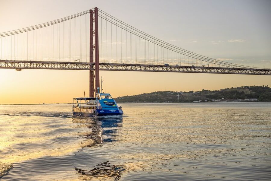 Lisbon: Sunset Cruise with Live DJ and Drinks - MAAT, Belém, and the western waterfront