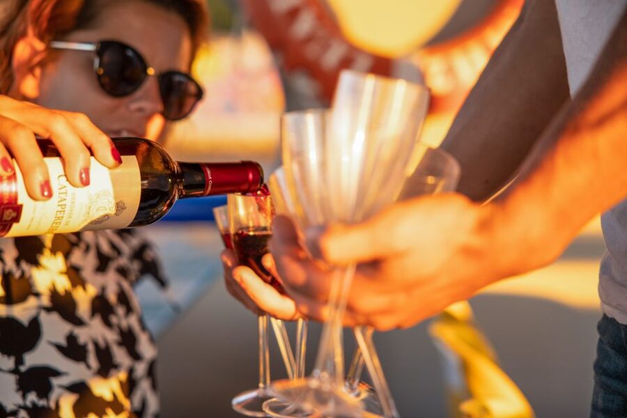 Lisbon: Sunset Cruise with Live DJ and Drinks - The sunset viewpoint and the turn back