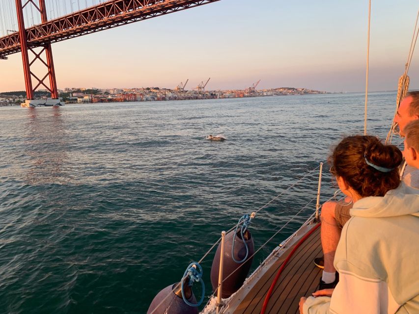 Lisbon: Sunset Sailing Cruise with Wine - What the crew adds to the ride