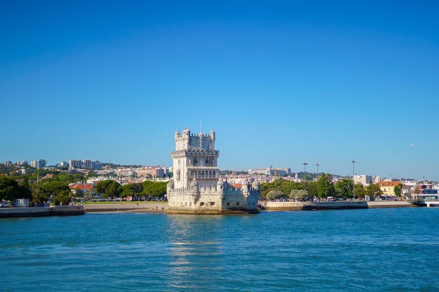 Lisbon: Tagus River Cruise with Welcome Drink - Key points before you book