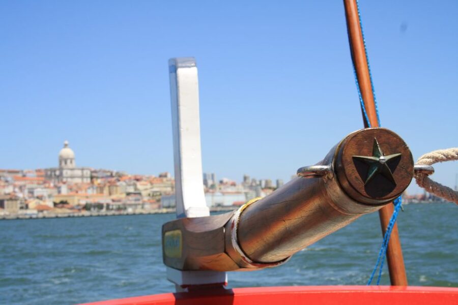 Lisbon: Tagus River Express Cruise in a Traditional Vessel - Who will enjoy this cruise most?