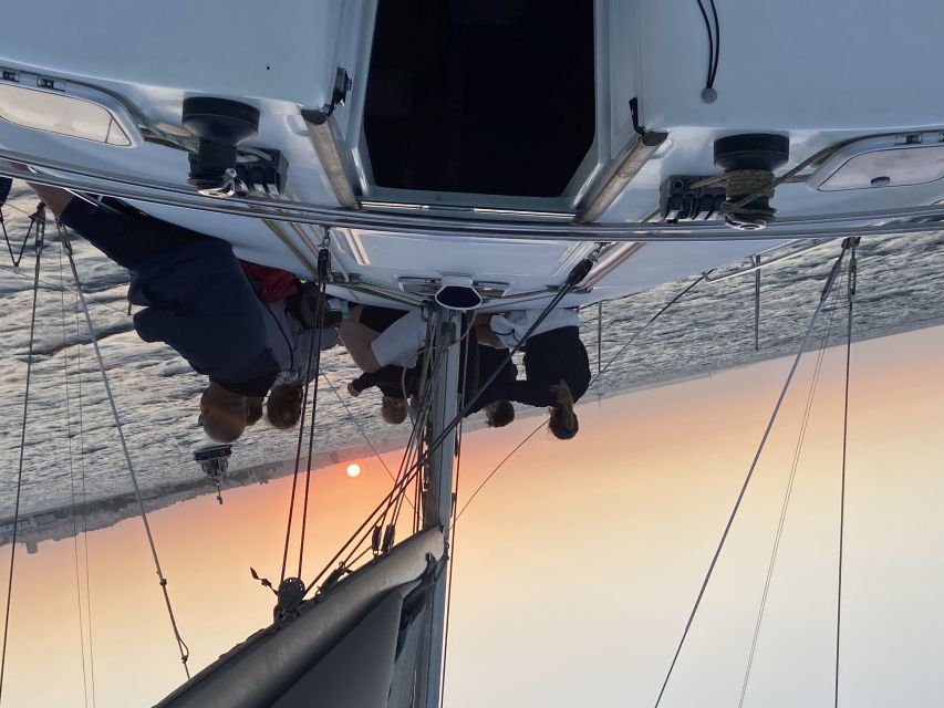 Lisbon: Tagus River Sailboat City Cruise - Getting to Gate 3 in Belém