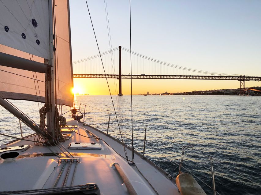 Lisbon: Tagus River Sunset Cruise with Drinks - What to wear and what to expect from the weather
