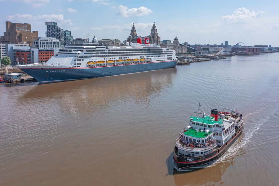 Liverpool: Sightseeing River Cruise on the Mersey River - Beatles stories and Mersey Ferry memories