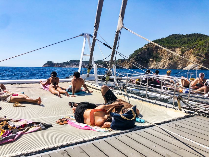 Lloret de Mar: Catamaran Sailing Cruise with BBQ and Drinks - Key points before you book