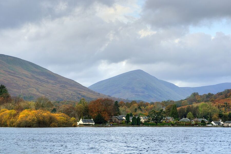 Loch Lomond: Island Discovery 2-Hour Cruise - A boat designed for comfort
