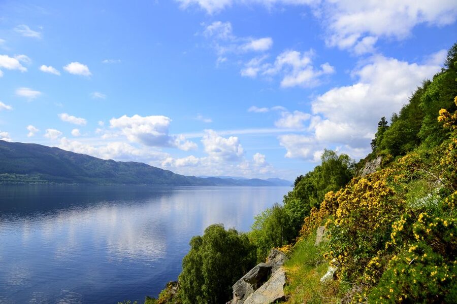Loch Ness: Urquhart Castle Round-Trip Cruise - Urquhart Castle: The Main Photo Stop
