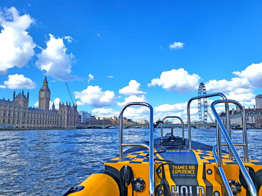 London: 70-Minute Thames Barrier Speedboat Tour - Tower of London and Tower Bridge: the photo-friendly section