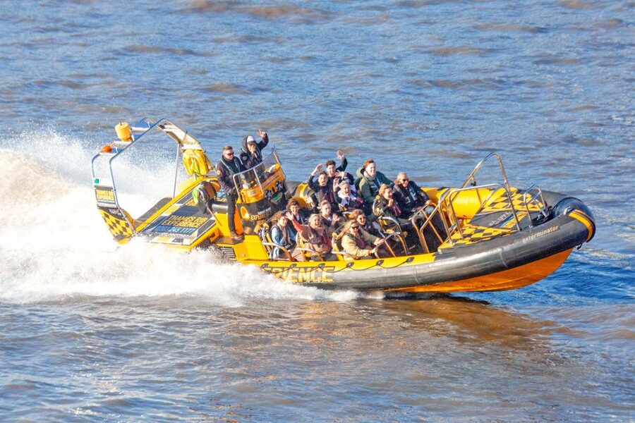 London: 70-Minute Thames Barrier Speedboat Tour - Greenwich, the O2, and the Thames Barrier