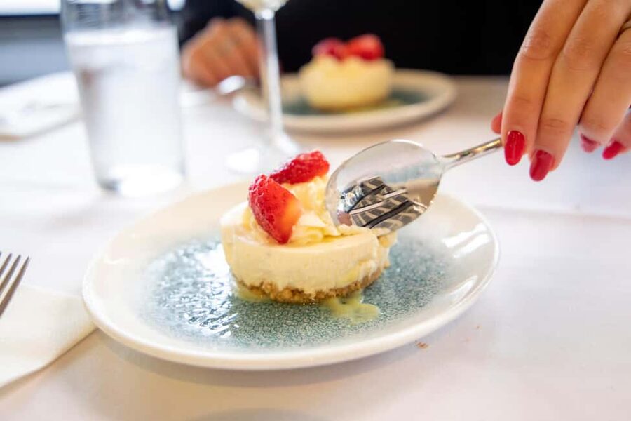 London River Thames Lunch Cruise - Timing, clothing, and who should book