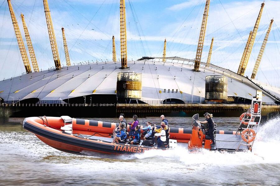 London: Speedboat Tour Through Heart of the City - Why this Thames ride is different from a standard sightseeing boat