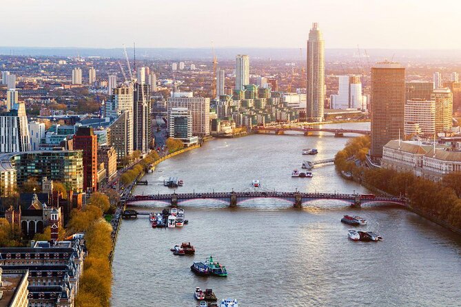 London Tootbus Hop on Hop off Bus Tour and Thames River Cruise - What makes this London bus pass useful