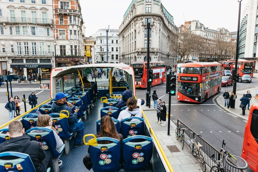 London: Tootbus Must-See Hop-On Hop-Off Bus Tour with Cruise - The blue route gives you a wider circuit