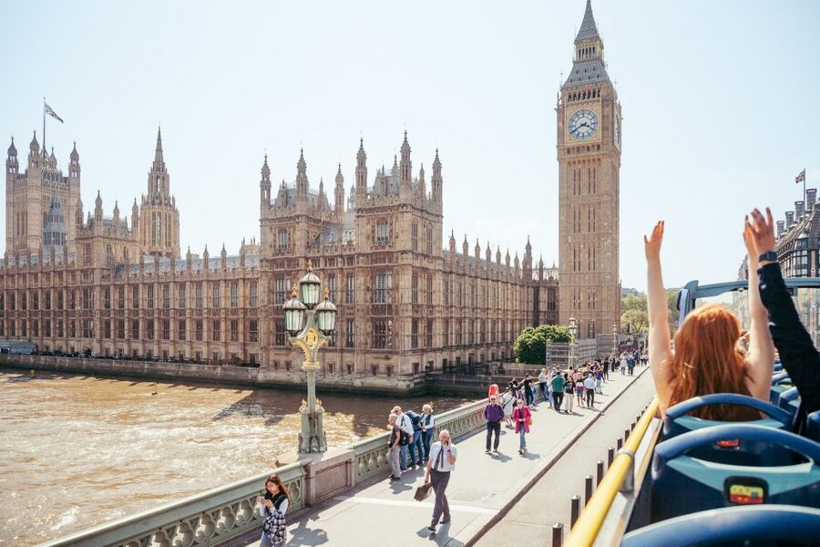 London: Tootbus Must-See Hop-On Hop-Off Bus Tour with Cruise - The Thames cruise changes the pace