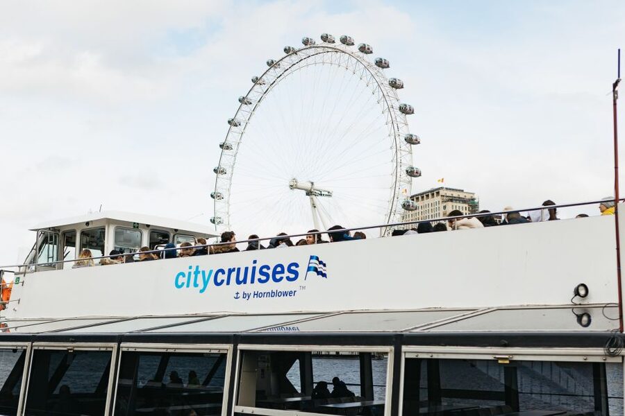London: Tootbus Must-See Hop-On Hop-Off Bus Tour with Cruise - Build your day around three or four serious stops