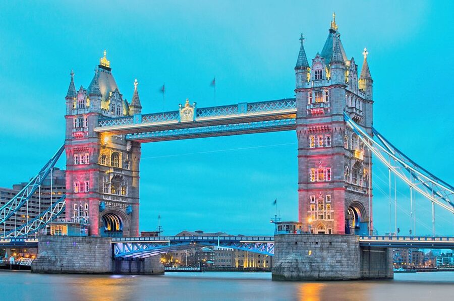 London: Westminster to Tower Bridge River Thames Cruise - Approaching Butler’s Wharf and Tower Bridge