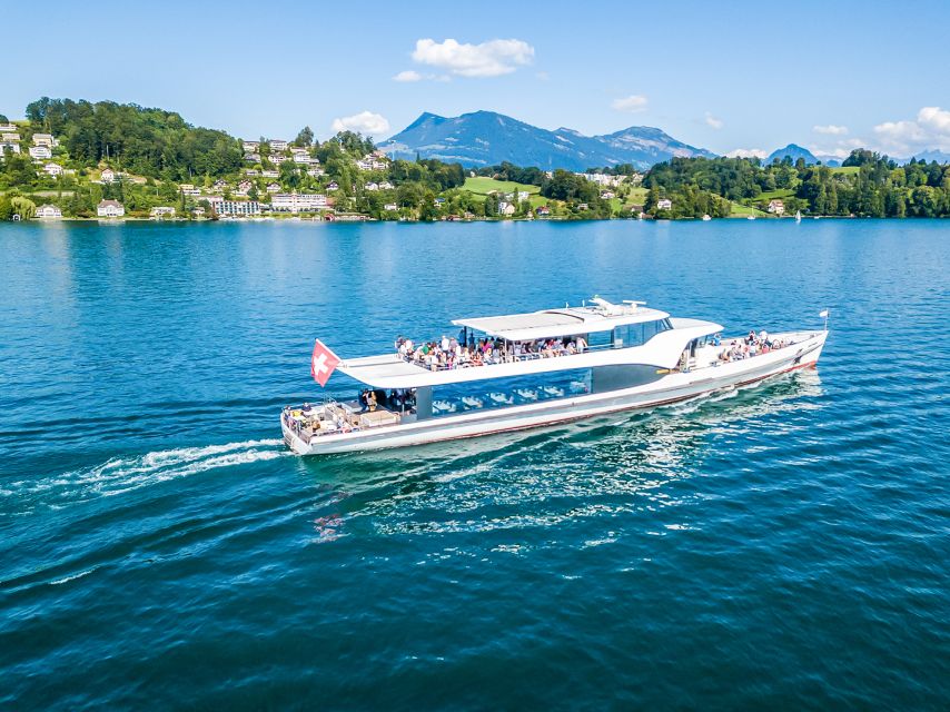 Lucerne: 1-Hour Cruise on Panoramic Yacht - The one-hour route along Lake Lucerne