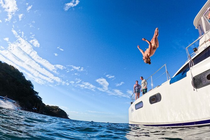 Luxury Yacht & Snorkel with All inclusive Open bar and lunch - Who will enjoy this catamaran most