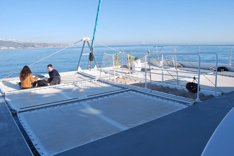 Malaga: Catamaran Sunset or Night Cruise w/ Live DJ & Drink - Choosing your best place on the catamaran