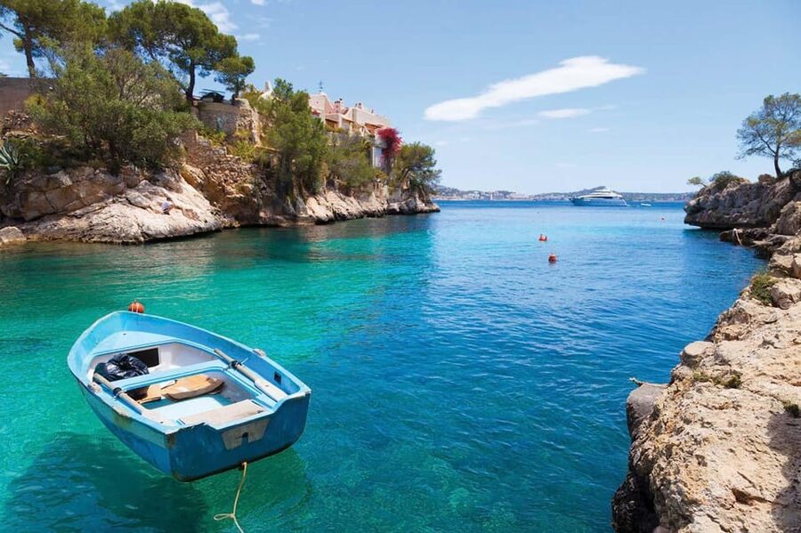 Mallorca: 2-Hour Coastline & Malgrat Islands Catamaran Tour - Key points at a glance