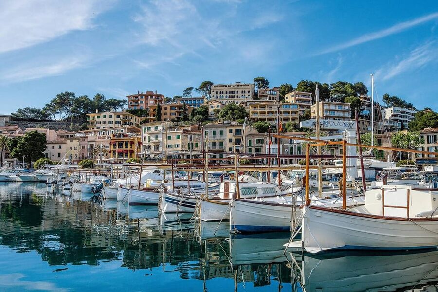 Mallorca: Full-Day Island Tour by Train, Tram, and Boat - Two hours at Sa Calobra and the Torrent de Pareis