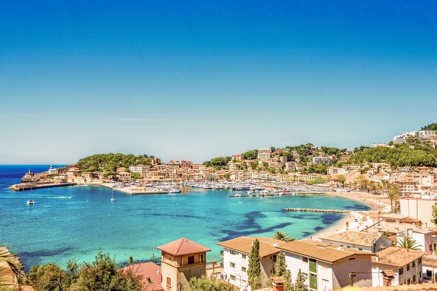 Mallorca: Island Trip by Train, Tramway, and Boat - The tramway from Sóller to the port