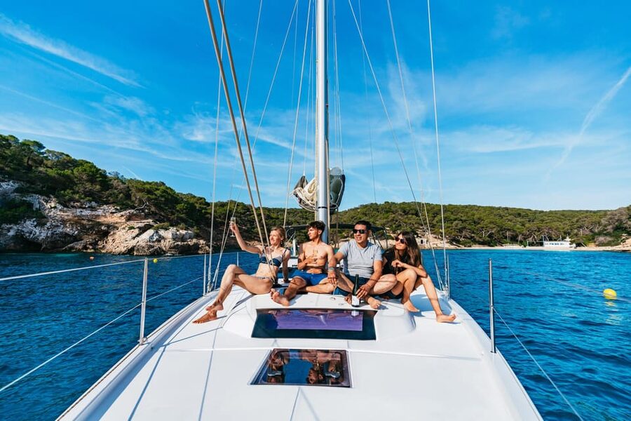 Mallorca: Midday or Sunset Sailing with Snacks and Open Bar - Leaving Club de Mar for open water