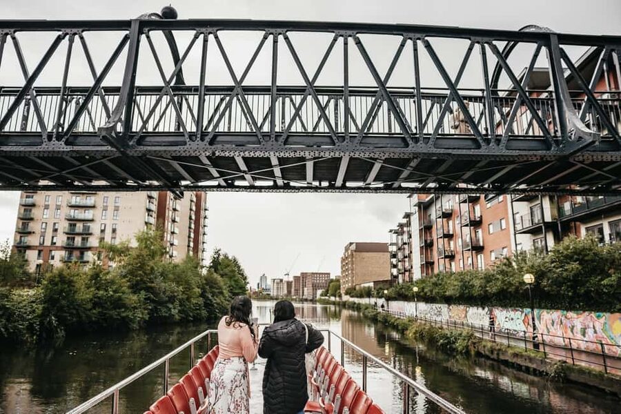 Manchester: Canal & River Cruise - MediaCity and the new Salford Quays