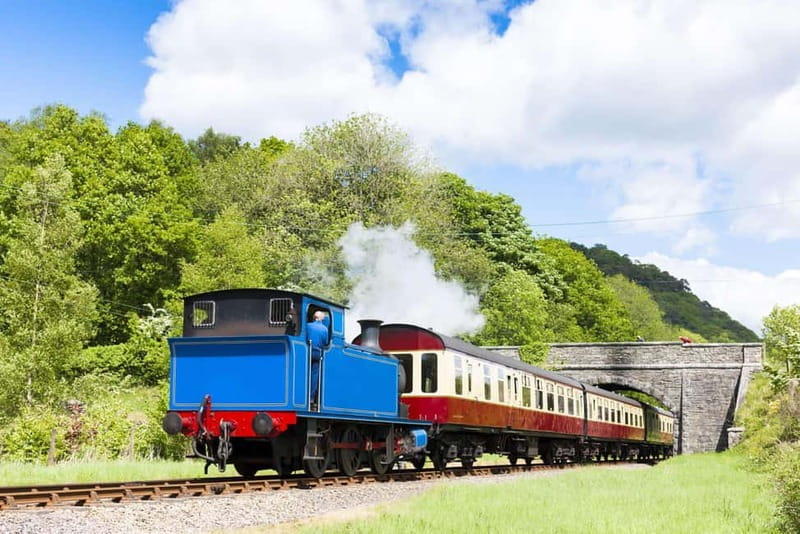 Manchester: Lake District Tour with Lake Cruise - A 40-minute cruise on the lake