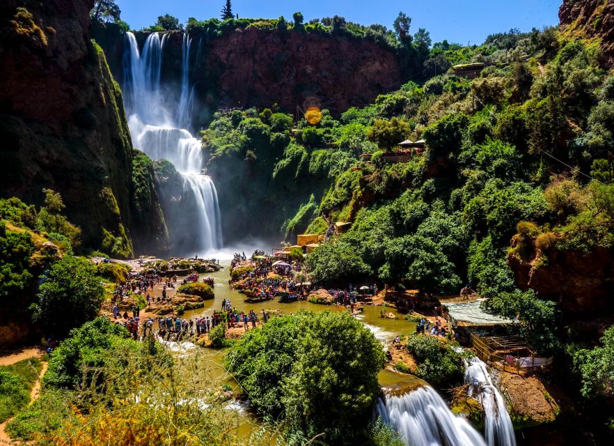 Marrakech: Day Tour to Ouzoud Waterfalls with Boat Trip - How the guides shape the day