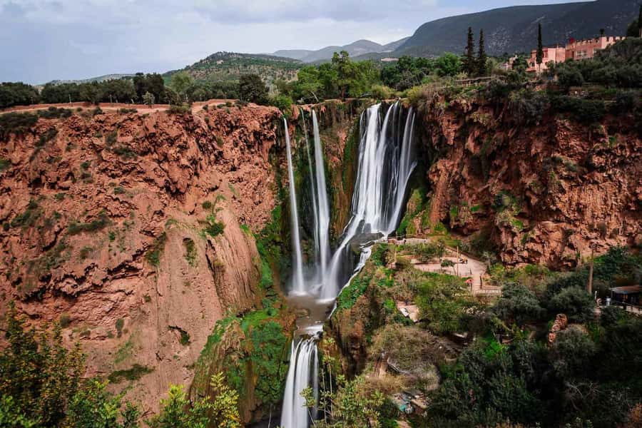 Marrakech: Ouzoud Waterfalls Guided Day Trip with Boat Ride - Swimming, weather, and the busiest parts of the day