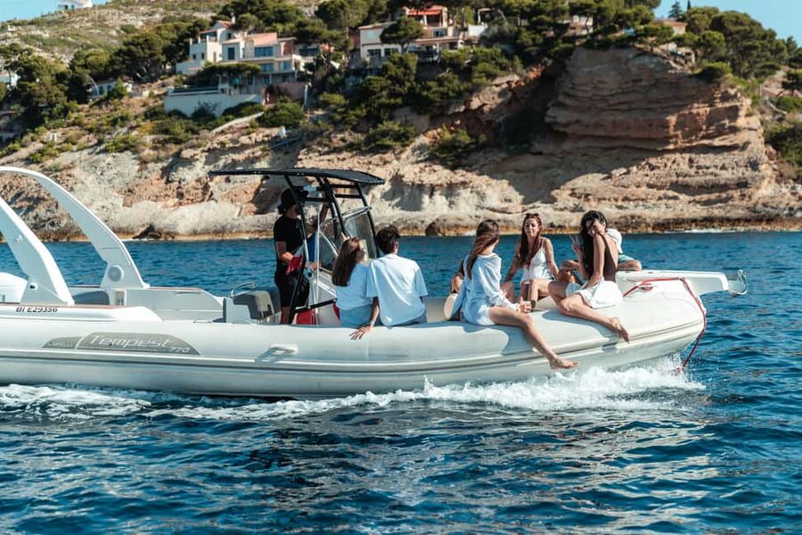 Marseille: Côte Bleue Calanques Boat Tour with Swimming - Key things to know before you book