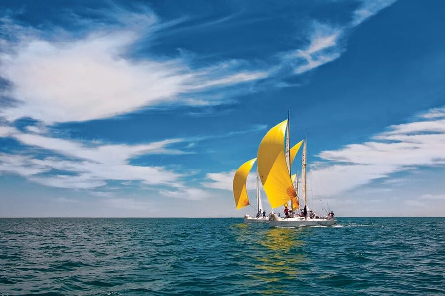Marseille: Frioul Calanques Sailing Trip - Sailing toward the Frioul Islands