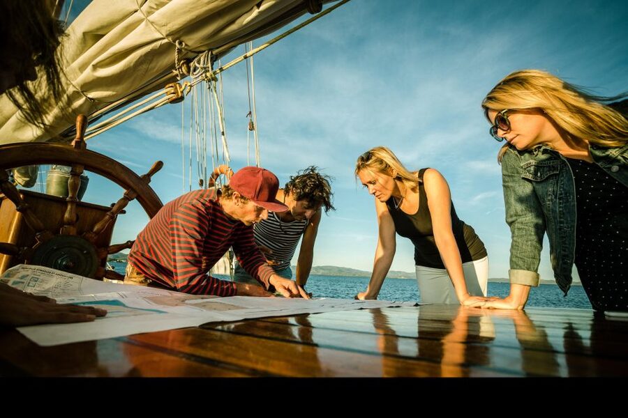 Marseille: Sunset Sailing Cruise with Dinner and Wine - Key things to know before sailing