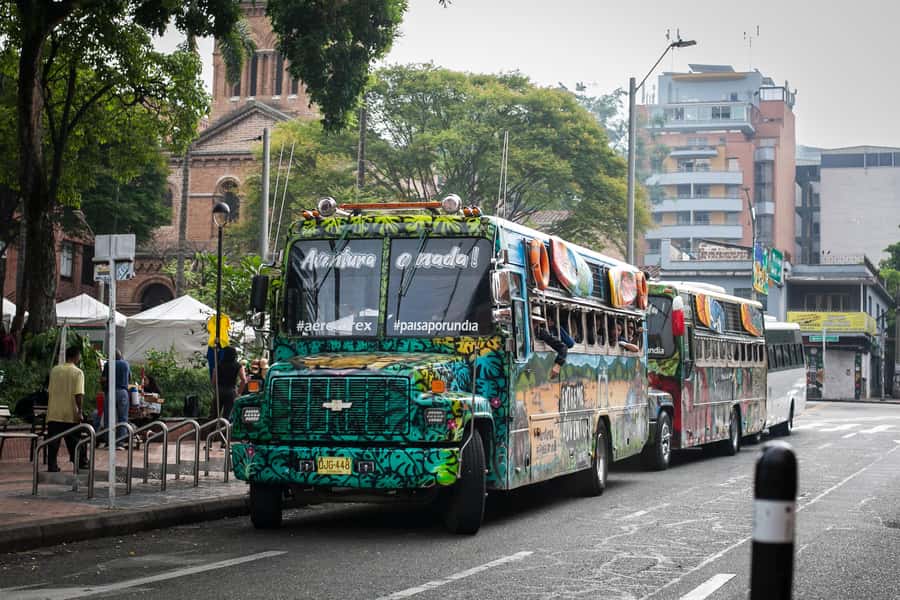 Medellin: Guatapé Day Trip & Boat to Pablo Escobar's Estate - Food stops and surprise additions