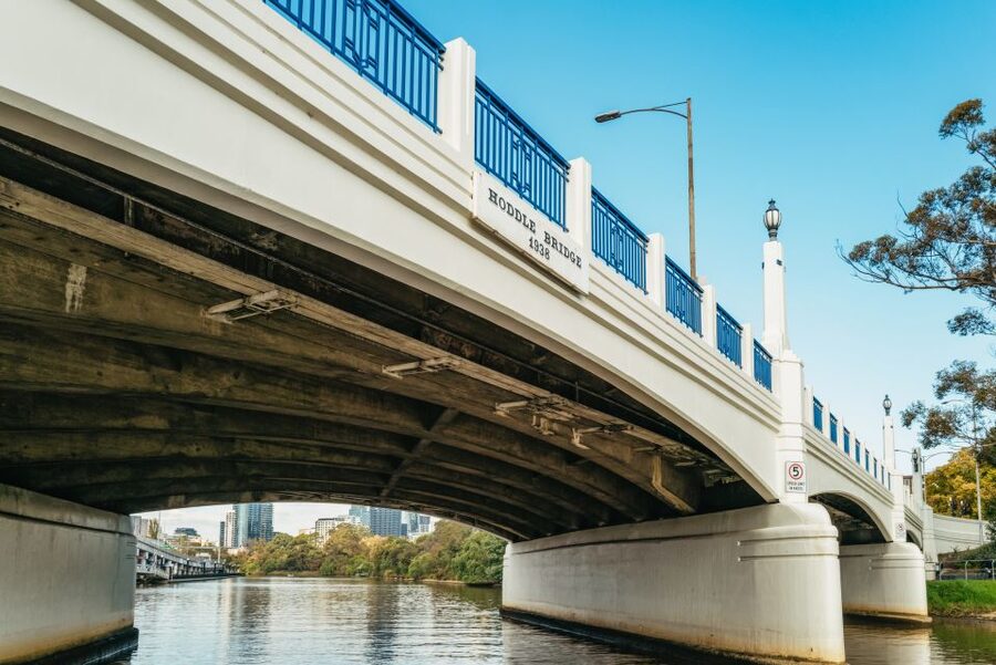 Melbourne: 2-Hour City Highlights River Cruise - The best place to sit for views and photos