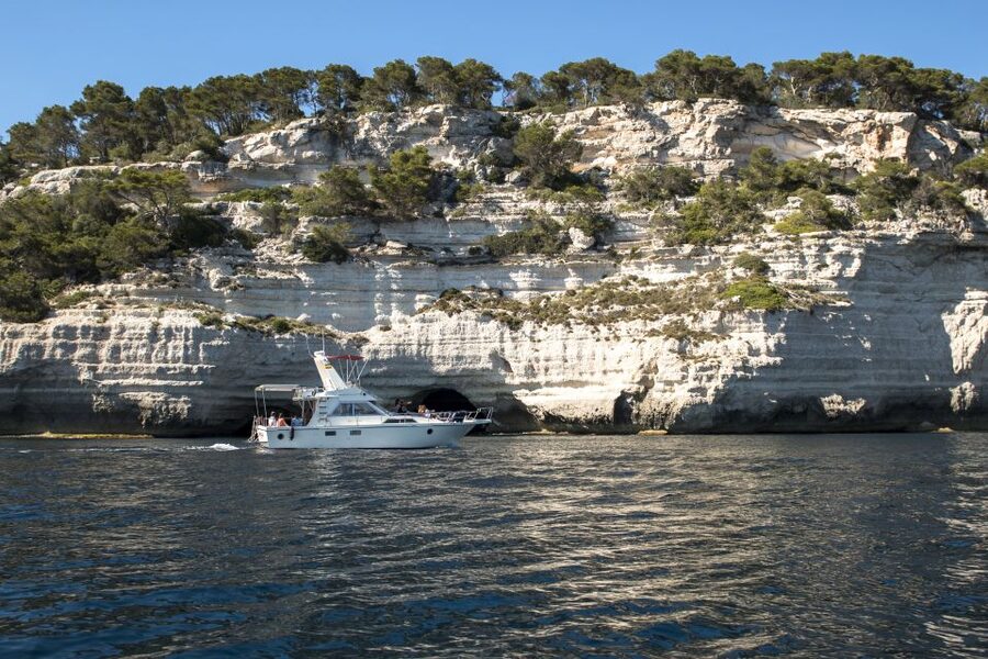 Menorca: 3.5 Hour South Coast Boat Excursion - The boat, group size, and comfort
