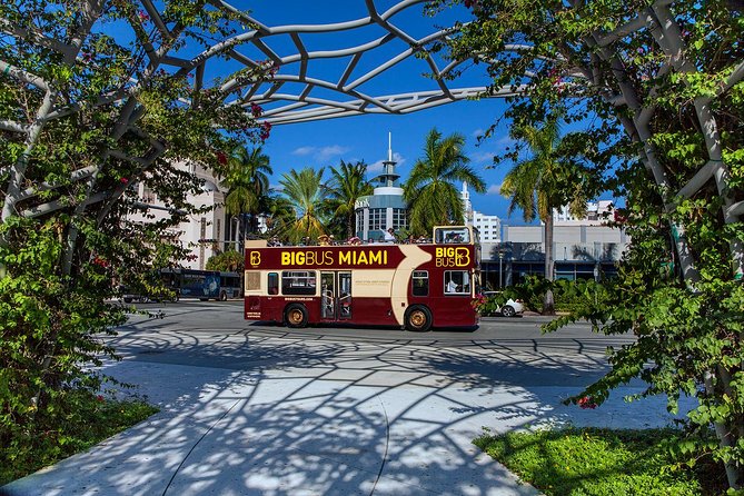 Miami: Hop-on Hop-off Tour + Cruise & Free 1-Hour Bike Rental - Downtown Miami and the Freedom Tower