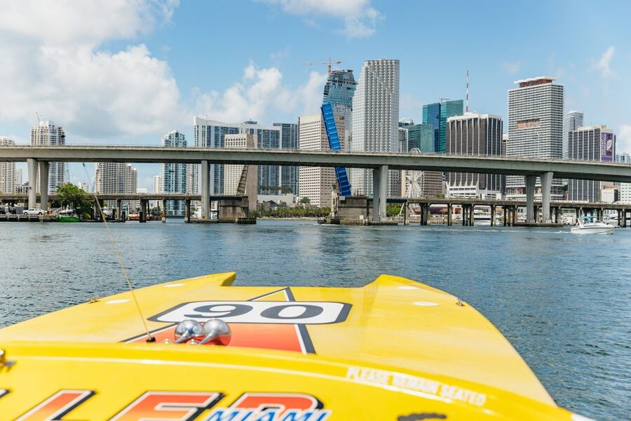 Miami: Sightseeing Speedboat Tour - Star Island brings the celebrity-home spectacle