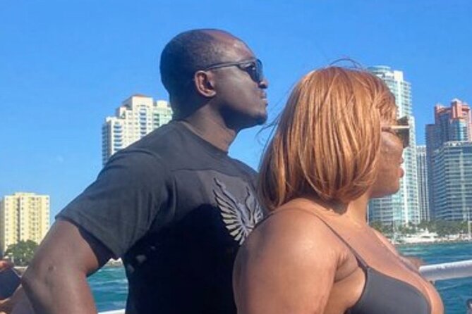 Miami Skyline Boat Cruise Past Millionaire's Homes Optional Stop - Leaving Bayside Marketplace for the open water