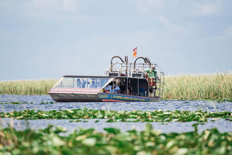 Miami: Wild Everglades Airboat Ride and Gator Encounters - Key points to know before booking