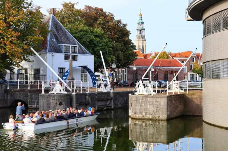 Middelburg: City Canal Cruise - The first stretch: canals, bridges, and the marina