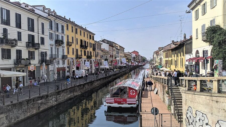 Milan: Navigli Canal Boat Cruise - San Cristoforo and the canal’s quieter side