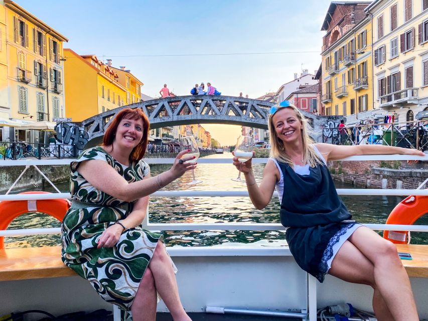 Milan: Navigli District Canal Boat Tour with Aperitivo - Finding the boat at Alzaia Naviglio Grande, 4