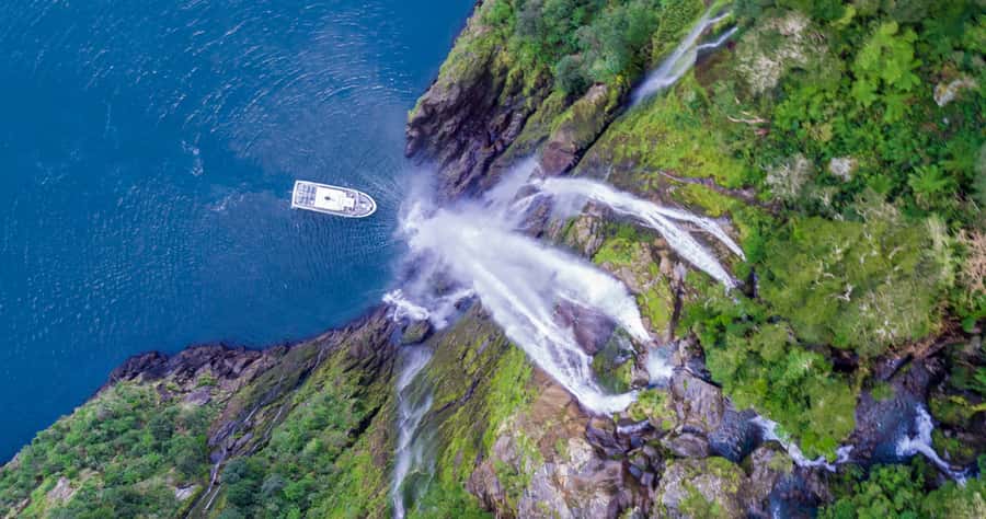 Milford Sound: Boutique Small-Boat Cruise - Why the small boat matters at Milford Sound